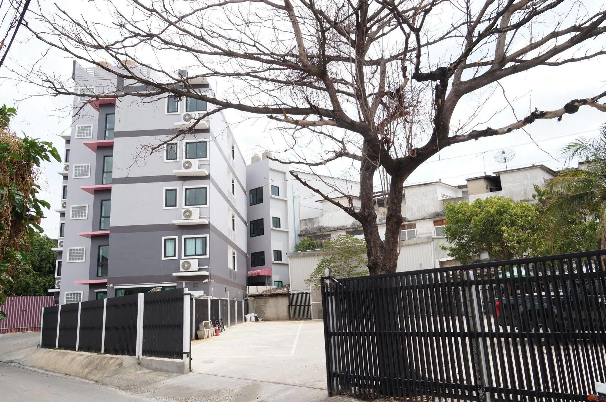 Ma Non Nont Hotel & Apartment Nonthaburi Eksteriør bilde